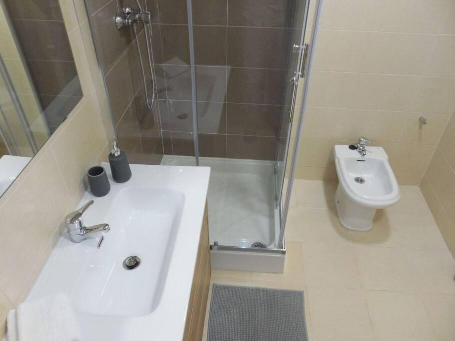 Precioso Piso De 2 Habitaciones Armilla Luaran gambar